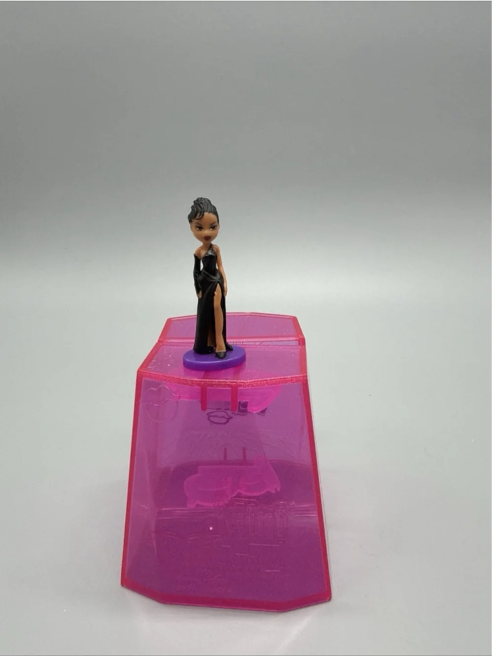 Mini Bratz x Kylie Jenner Series 1 With Display Case (only One Figure)
